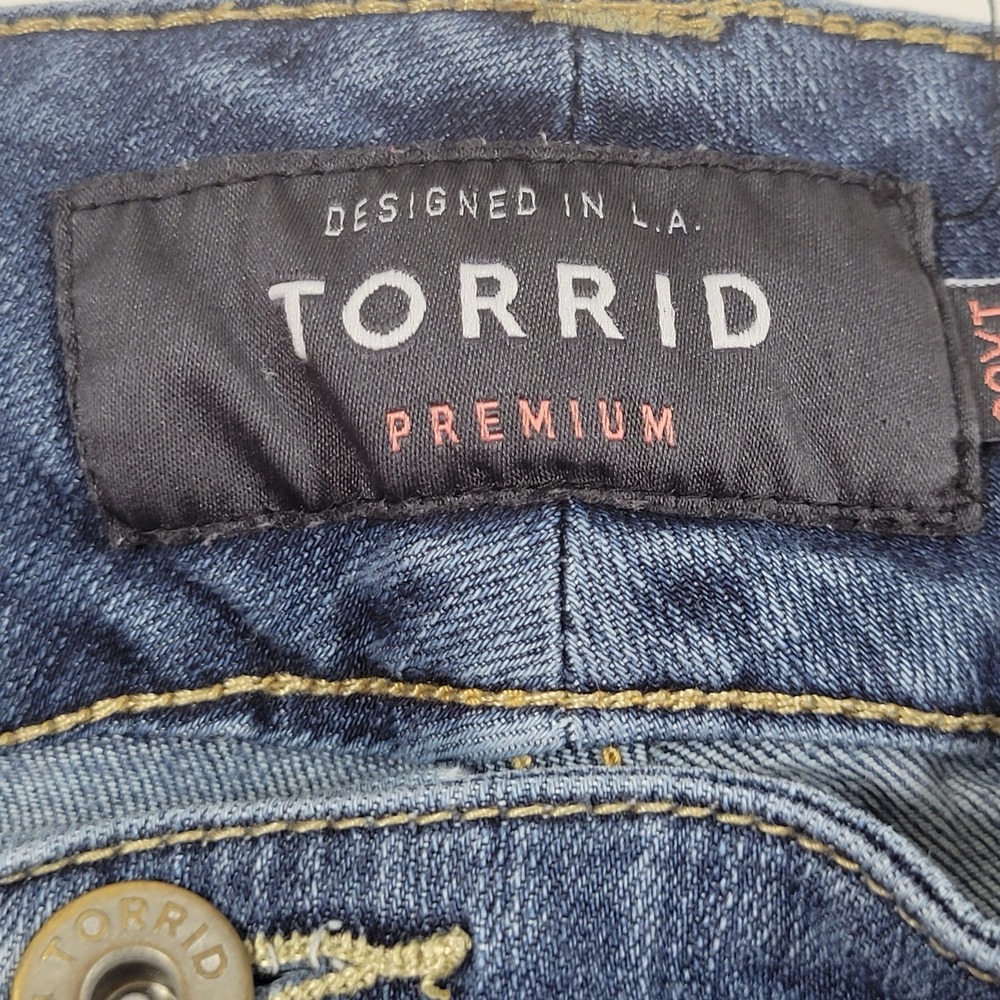 Torrid Women's Jeans Distressed Jegging Size 28XT Blue - Picture 7 of 11